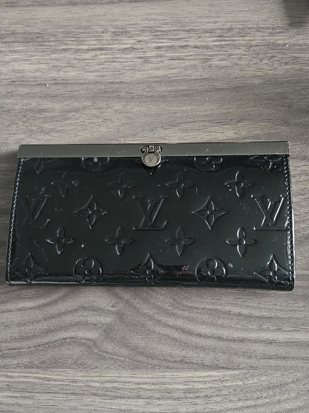 Vernis Black Monogram Wallet